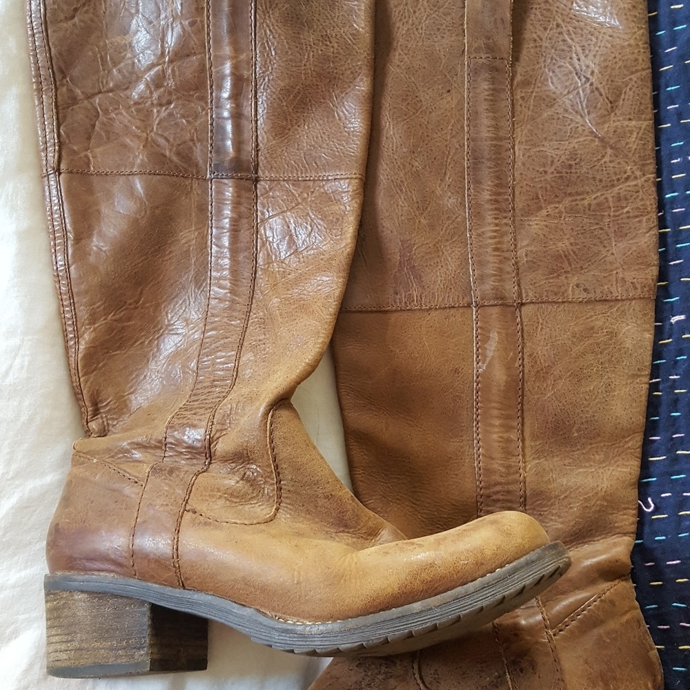 Steve Madden brown leather boots